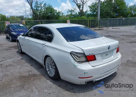 2013 BMW 750Li z USA, uszkodzony, nr VIN WBAYE8C59DD131739
